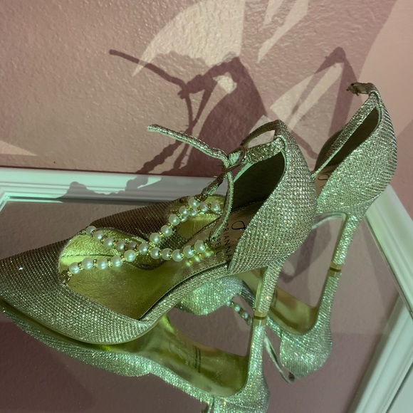 Adrianna Papell women’s Aurora pump - Picture 4 of 8